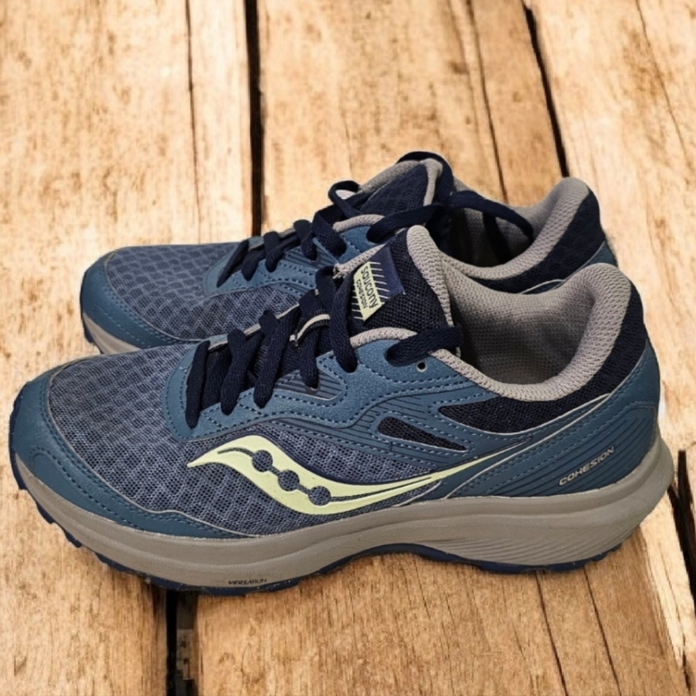Saucony Cohesion Blue and Gray Women's Running Shoes--Size 8